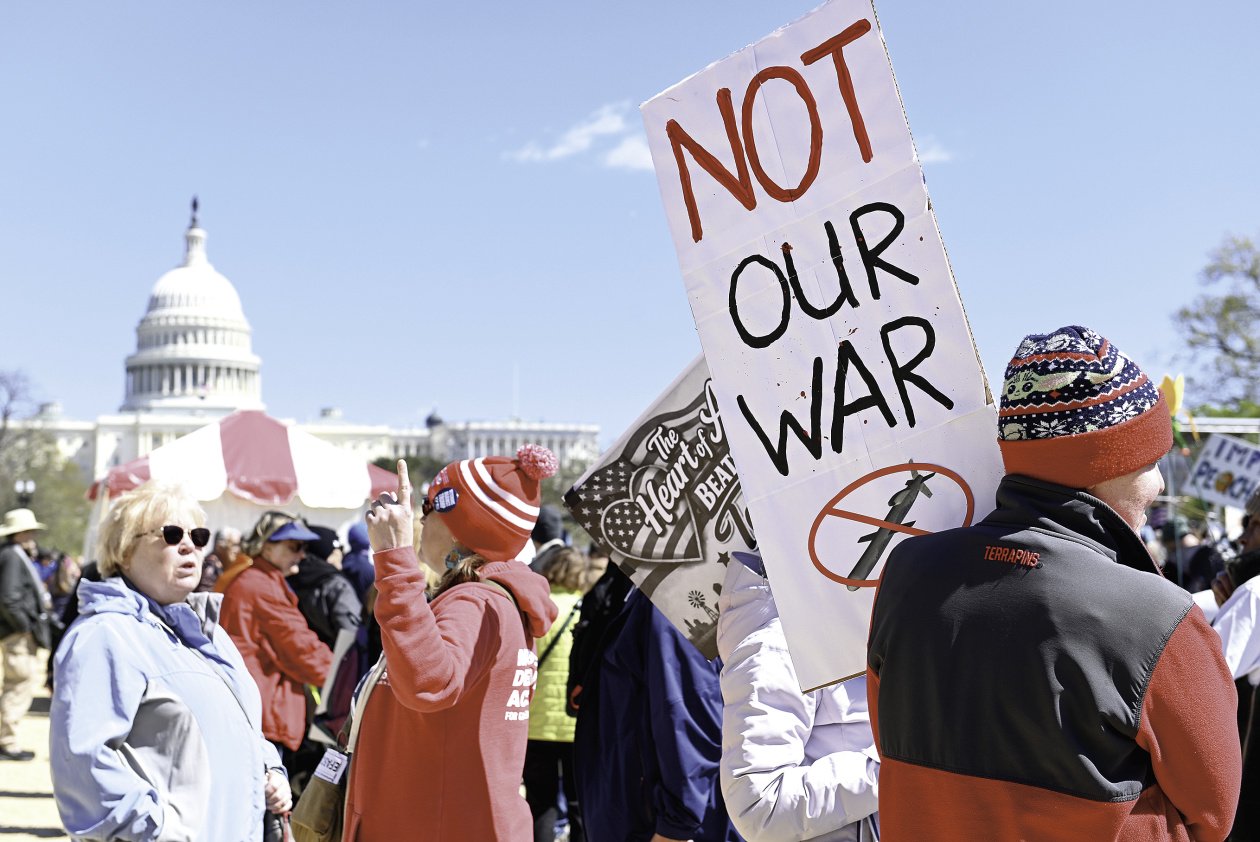 美国加紧增兵部署,胡塞武装介入战局,世界担心中东危机再升级