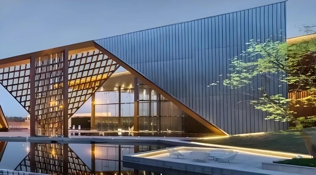 中国铁建地产掉出千亿阵营后,2025年净利亏损31亿,孙洪军难挽颓势?